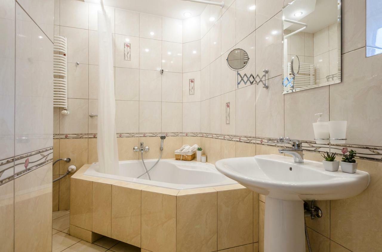 Ohmyhome - Kosciuszki Łódź Dış mekan fotoğraf
